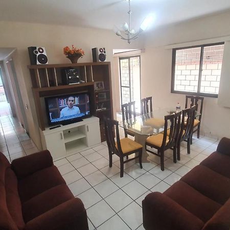 Aconchegante 2 Quartos Com Wifi + 1 Quarto Menor Apartment Guarapari Ngoại thất bức ảnh