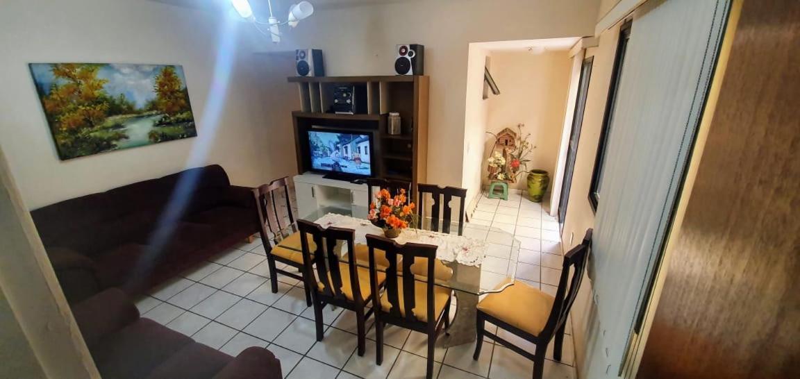Aconchegante 2 Quartos Com Wifi + 1 Quarto Menor Apartment Guarapari Ngoại thất bức ảnh